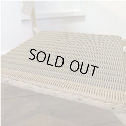 画像8: ロイドルーム テーブル