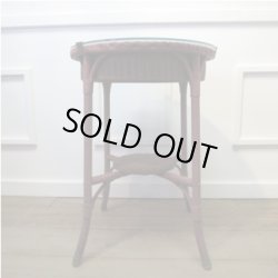 画像5: ロイドルーム テーブル