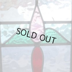 画像3: 薄ピンク色と赤色のガラスが特徴的　イギリスアンティークステンドグラス