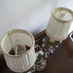 画像2: パープルの美しいガラスが目を引くテーブルランプ