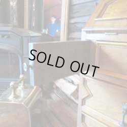 画像10: 多機能なブックケースビューロー