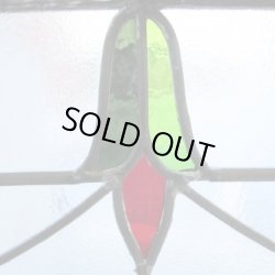 画像3: 赤い蕾と色合いの違う葉っぱが可愛らしい♪イギリスアンティークステンドグラス