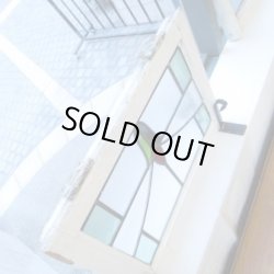 画像6: 赤い蕾と色合いの違う葉っぱが可愛らしい♪イギリスアンティークステンドグラス