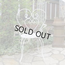 画像12: デザインが可愛い!!白いガーデンテーブル＆アーム付チェアーセット♪