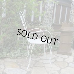 画像14: デザインが可愛い!!白いガーデンテーブル＆アーム付チェアーセット♪