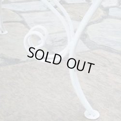 画像4: デザインが可愛い!!白いガーデンテーブル＆アーム付チェアーセット♪