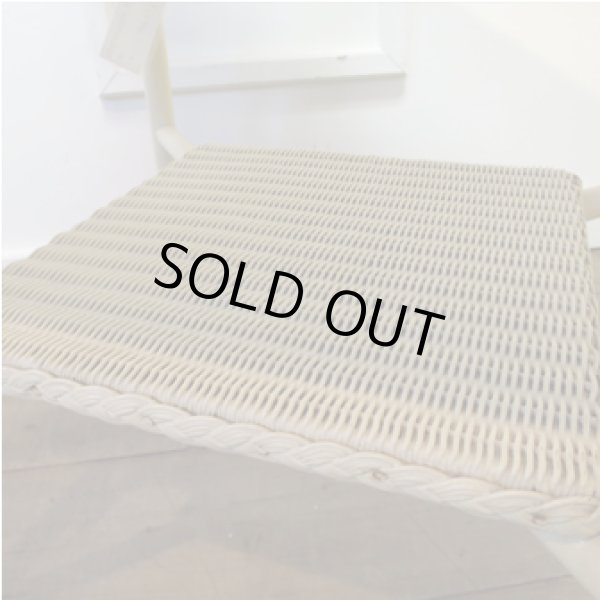 画像8: ロイドルーム テーブル