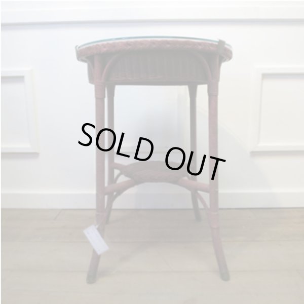 画像4: ロイドルーム テーブル