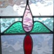 画像3: 薄ピンク色と赤色のガラスが特徴的　イギリスアンティークステンドグラス