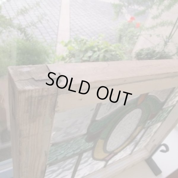 画像6: リースのような柄が素敵なイギリスアンティークのステンドグラス