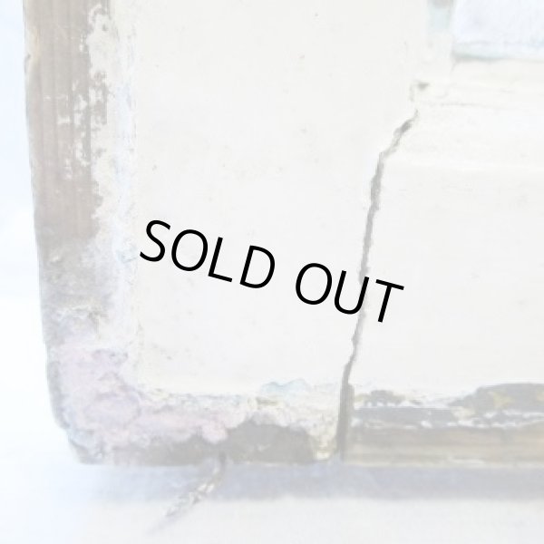 画像10: カラフルで印象的なステンドグラス♪