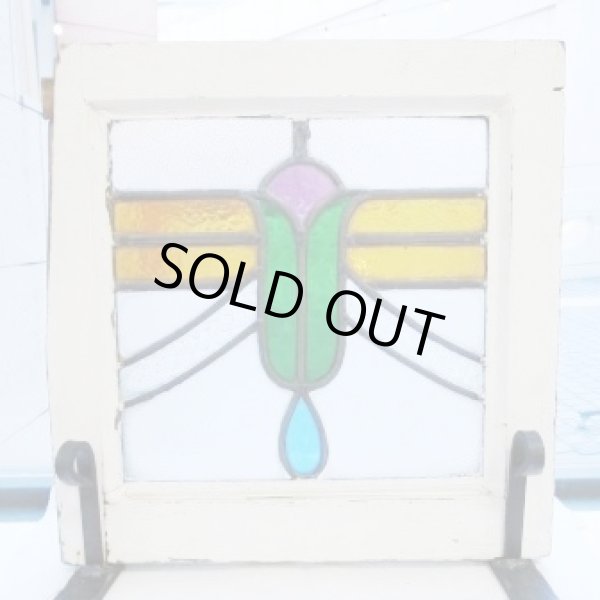 画像12: カラフルで印象的なステンドグラス♪